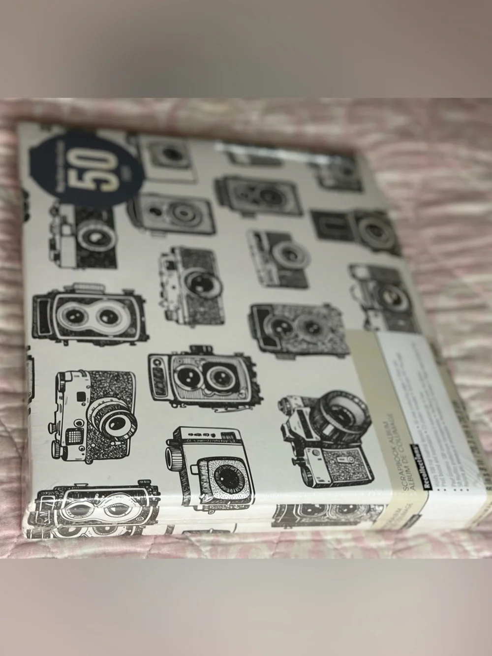 Black & White Vintage Camera Pattern 50 Pg Top Loading Scrapbook / Photo Album